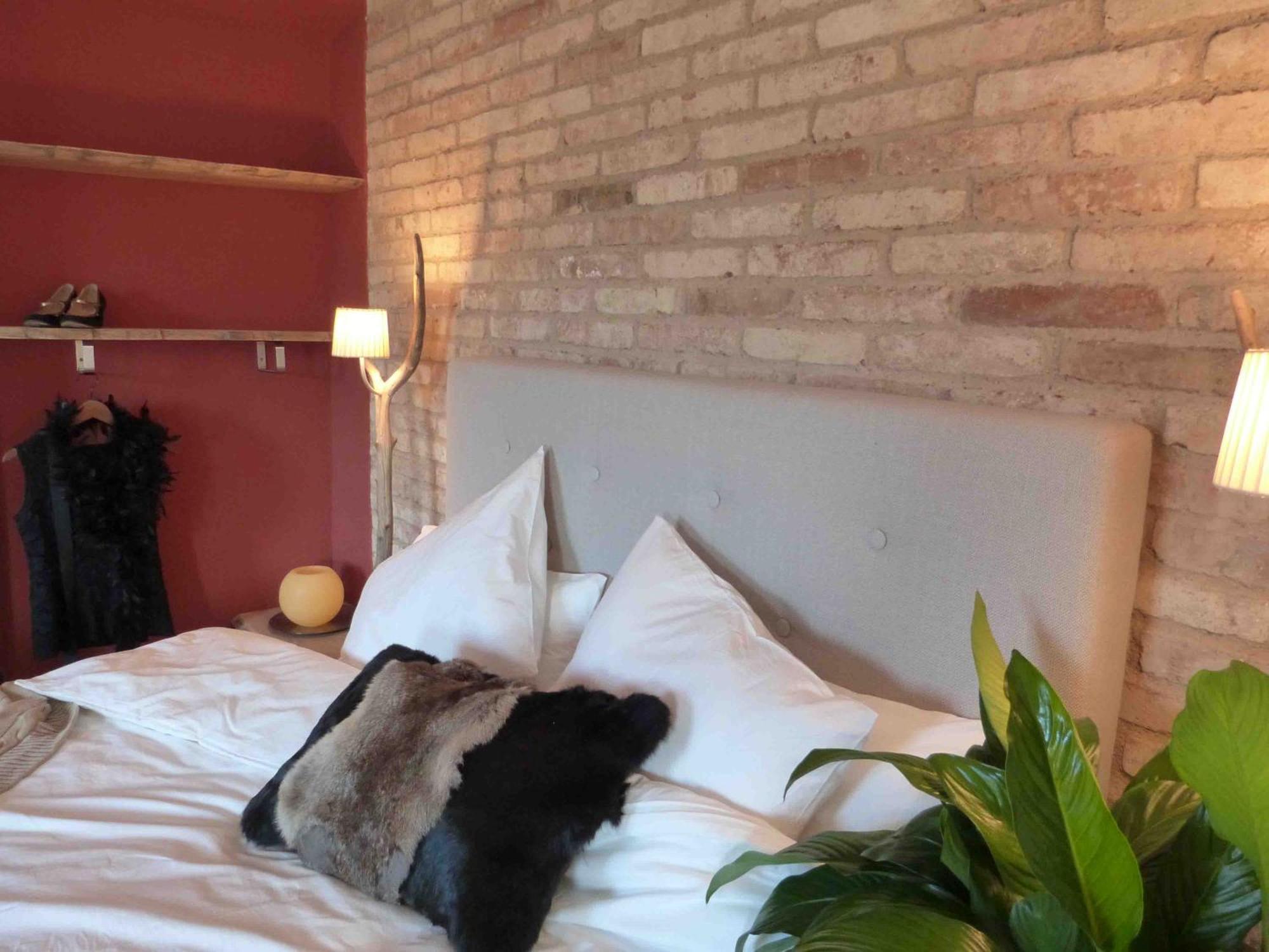 Casa Vella Del Panta Guest House Riudecanyes ภายนอก รูปภาพ