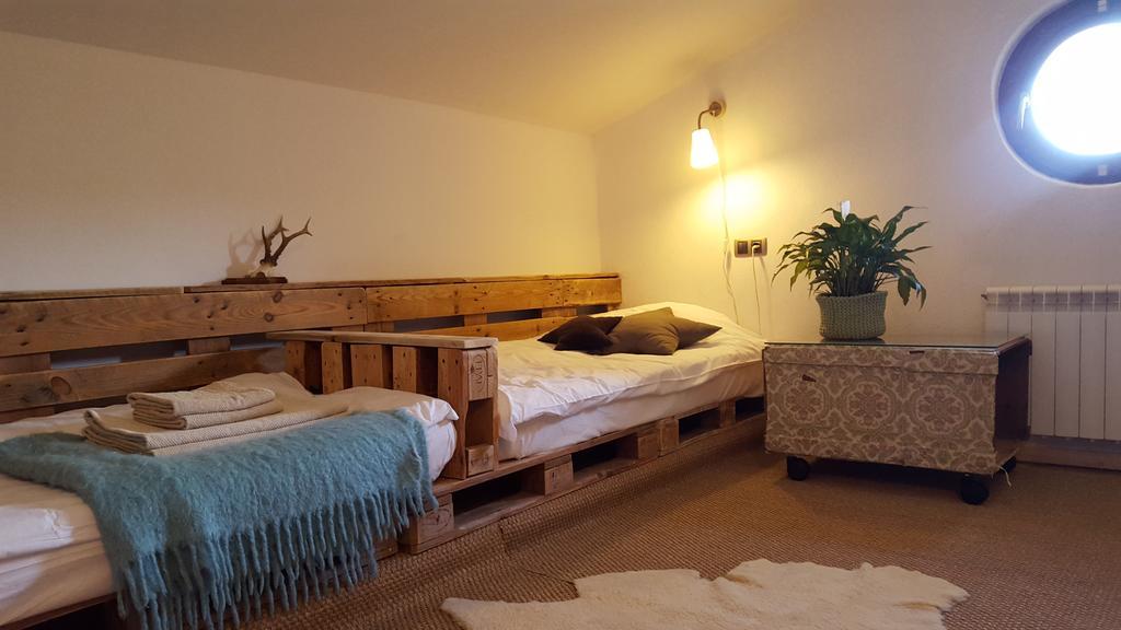 Casa Vella Del Panta Guest House Riudecanyes ภายนอก รูปภาพ